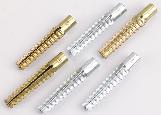 M8 Sawtooth Gecko Expansion Screw หลอดโลหะเล็บ Anti Loose โลหะคาร์บอน