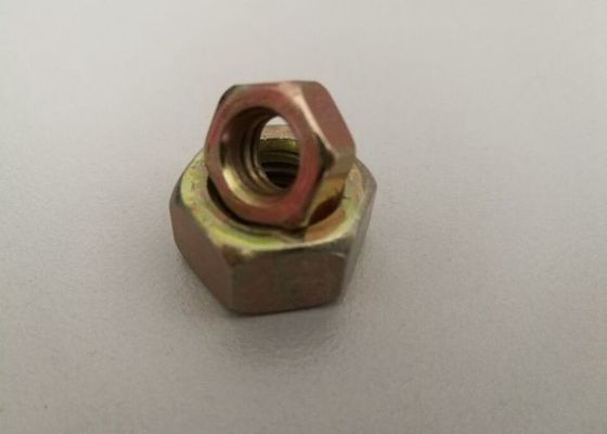 เหล็กกล้าคาร์บอน Hex Head Nuts จุ่มร้อนชุบสังกะสีด้วยสีสังกะสีเหลือง M3-M24